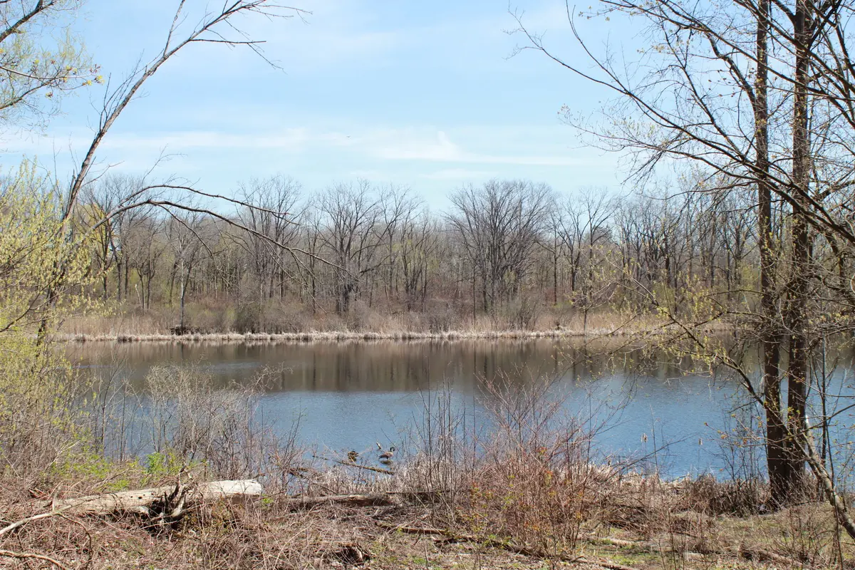 Shoemaker Pond panorama at Lakeside Park